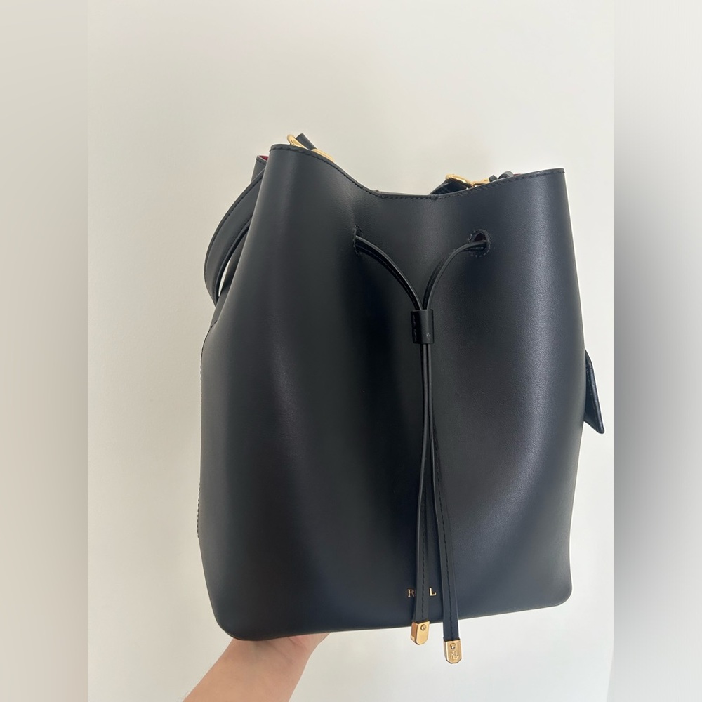 Black Bucket Bag